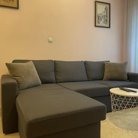 2br Near Gondola By Si * Bansko