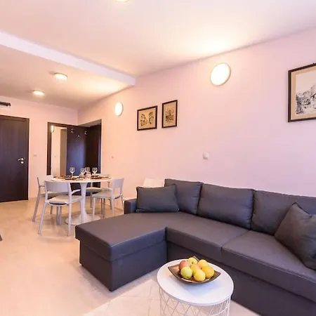 2br Near Gondola By Si * Μπάνσκο