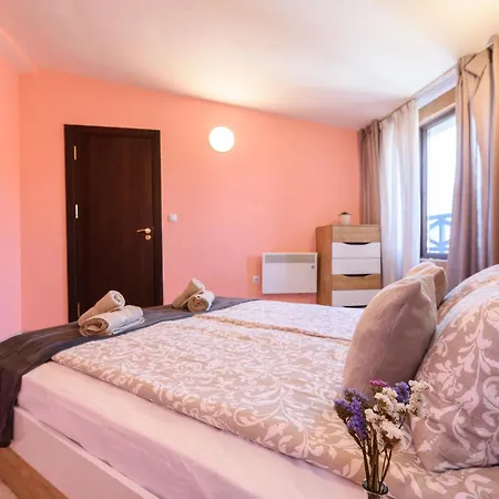 2br Near Gondola By Si Διαμέρισμα *