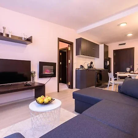 2br Near Gondola By Si * Banszko