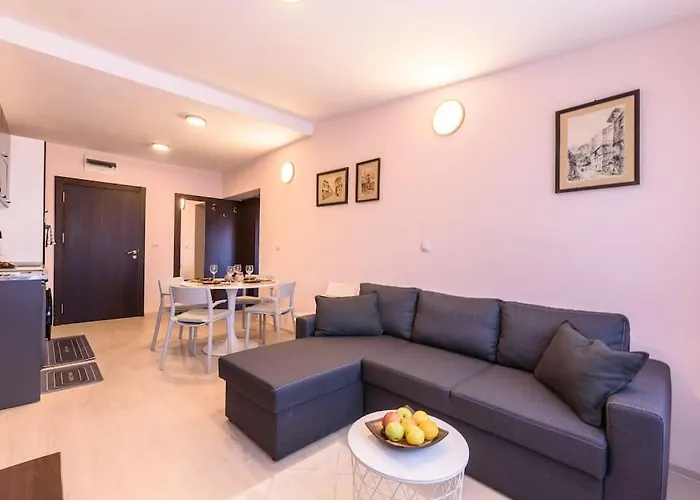 2br Near Gondola By Si * Bansko