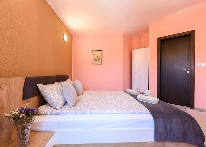 Lejlighed 2br Near Gondola By Si